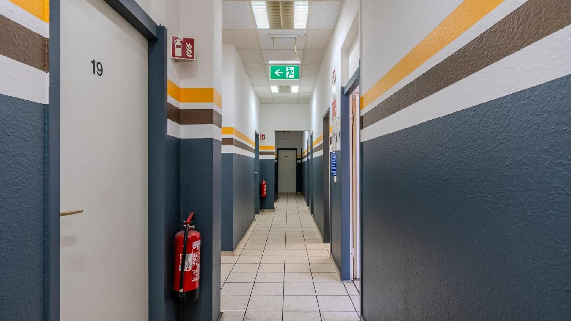 K 357 - Staffboarding - Personal- Und Monteurzimmervermietung Und Vermittlung In Hamburg Und Umgebung 0*,  독일