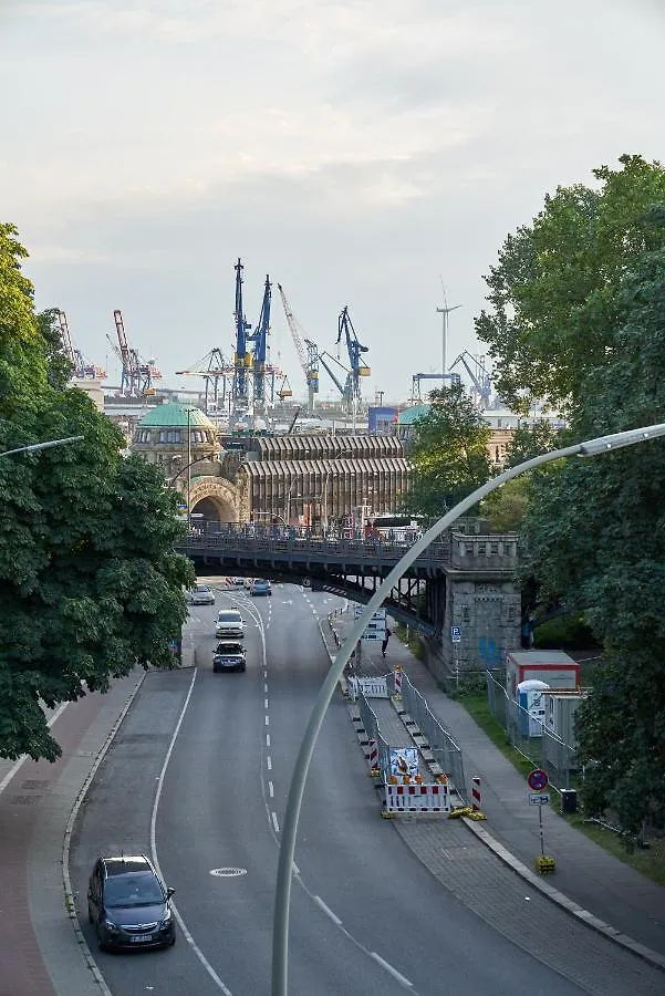 K 357 - Staffboarding - Personal- Und Monteurzimmervermietung Und Vermittlung In Hamburg Und Umgebung
